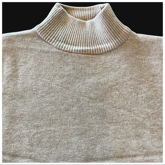 The Patyah Cashmere Soft Lined Sweater - Picture 3 of 13